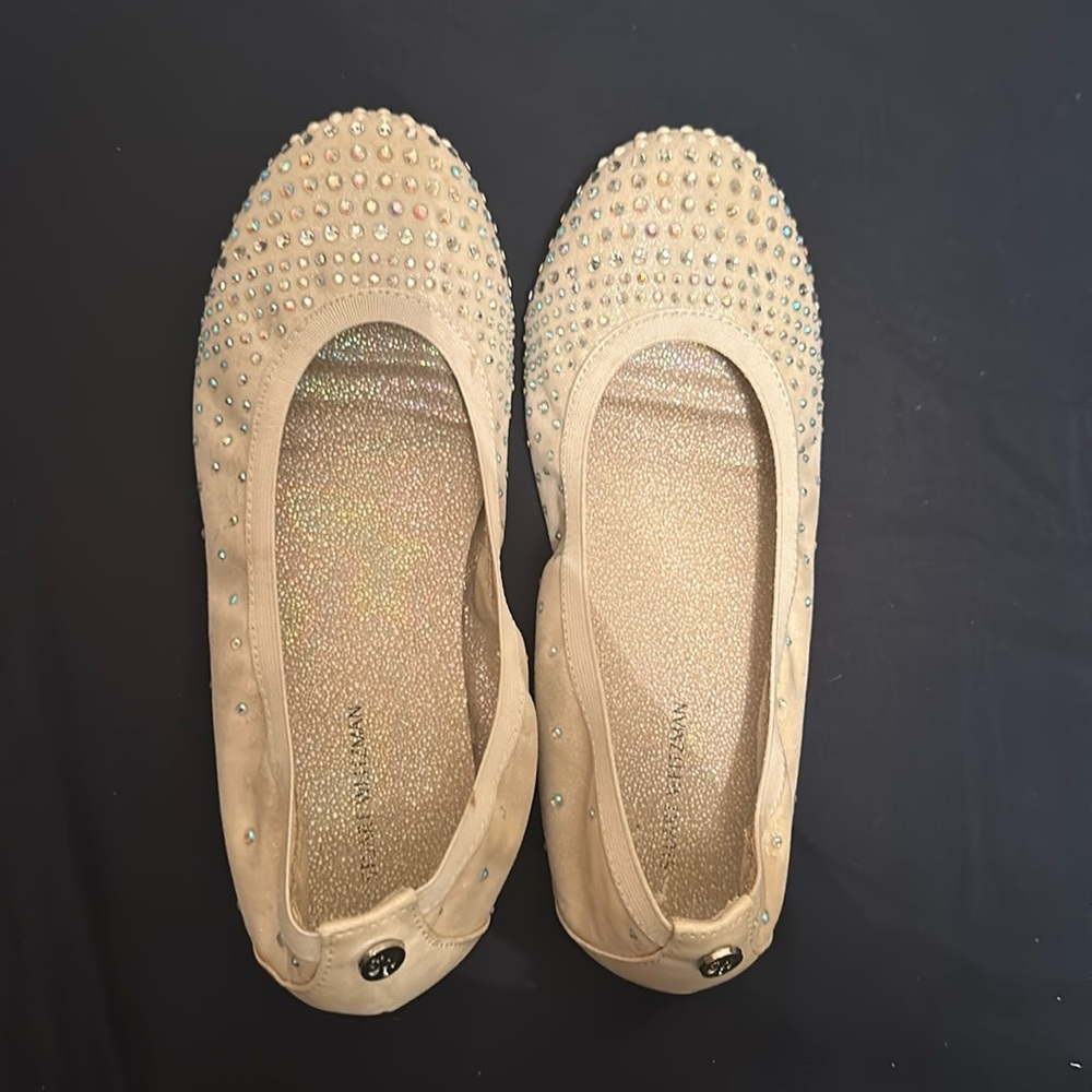 Stuart Weitzman White Ballet Flats. Size 2.